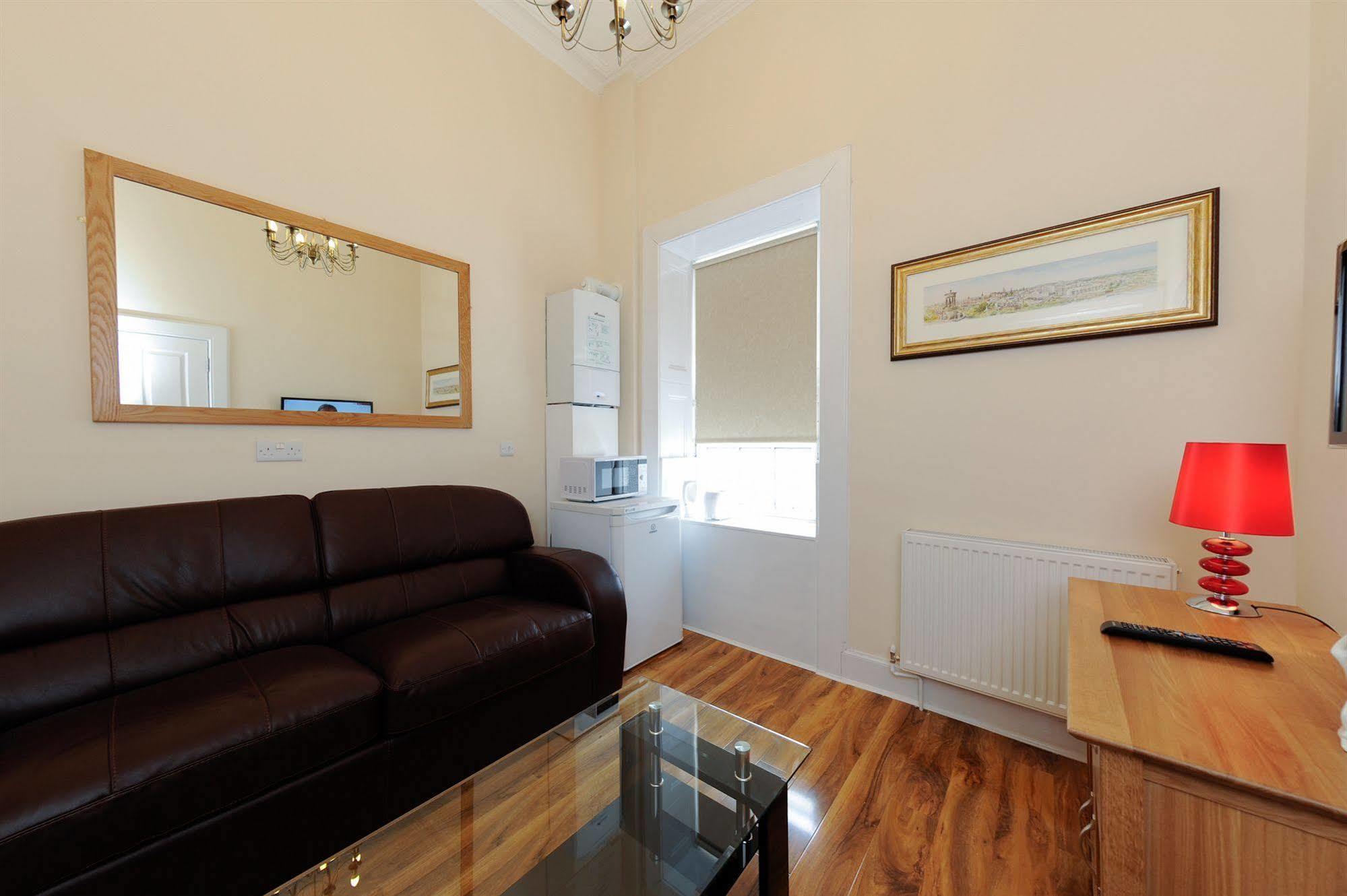 Edinburgh City Suites Экстерьер фото