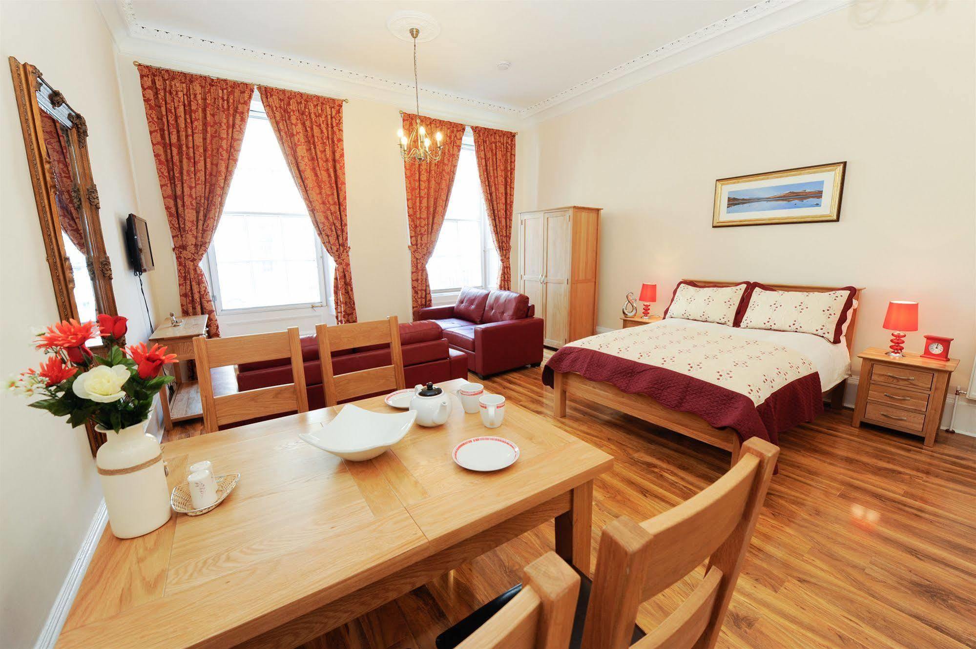 Edinburgh City Suites Экстерьер фото